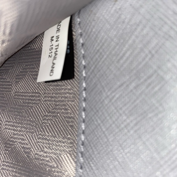 Michael Kors wallet - Picture 6 of 6